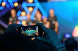 K-pop grupa izazvala rasprave na internetu zbog zahteva na koncertu