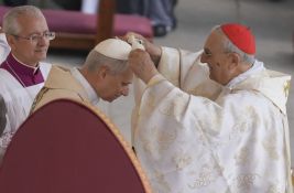 VIDEO Ustoličen papa Lav XIV: Pravedan i trajni mir u Ukrajini, molitve za narod u Gazi