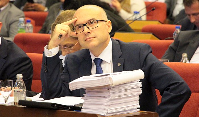 Vučević: "Lir" će morati da postupi po uputstvima države, jednaka pravila za sve