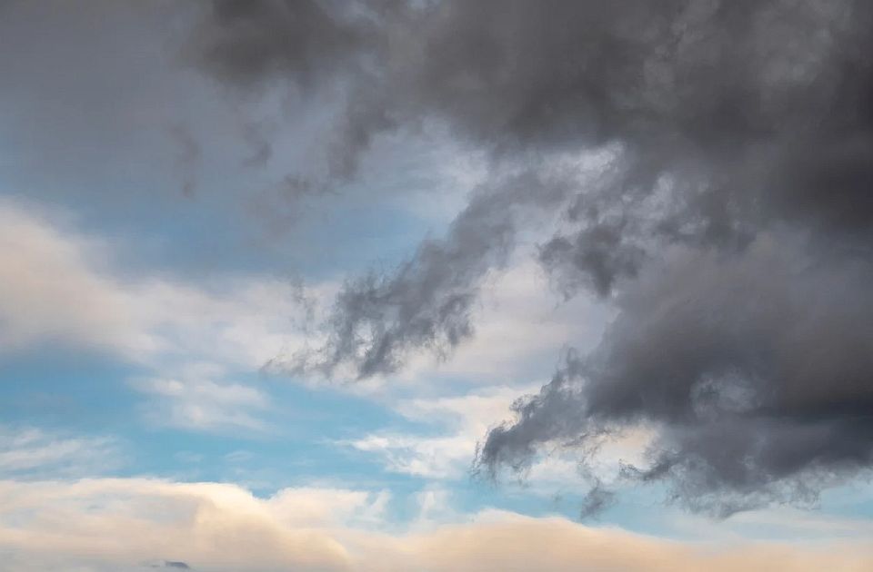 I sutra vetrovito u Novom Sadu