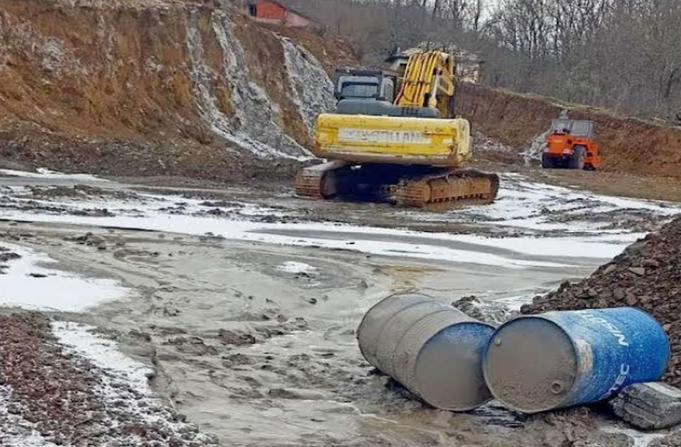 Uhapšen rukovodilac rudnika u Medveđi: Zbog izlivanja otpadnih voda u Jablanicu