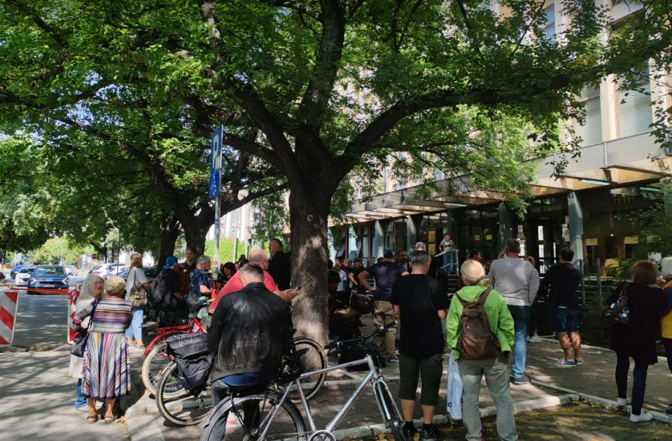 VIDEO Skup podrške ispred novosadskog suda: Čeka se izricanje presude aktivistima