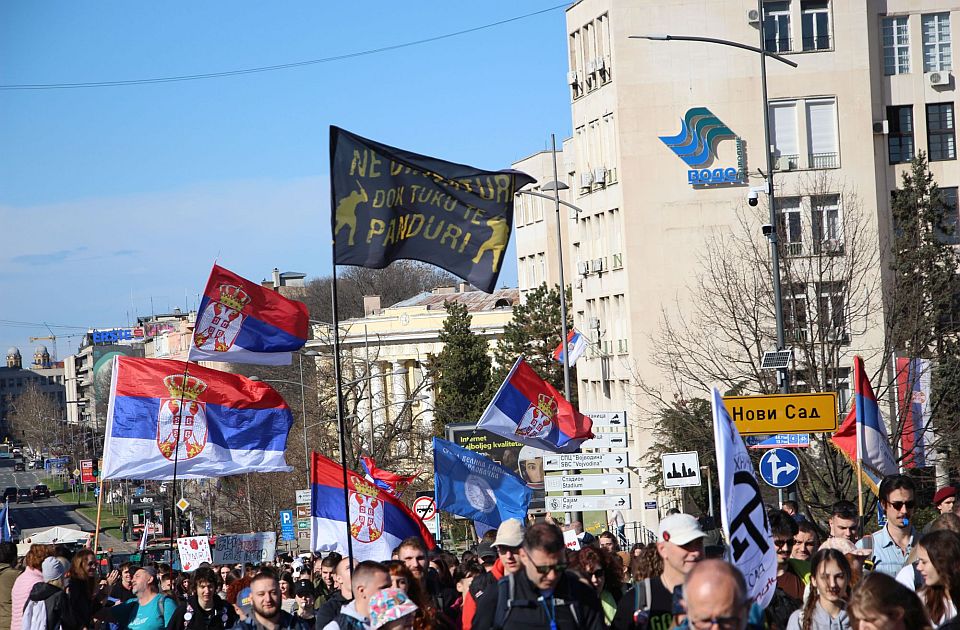 ANKETA: Treba li studenti da saopšte imena sa liste za izbore?