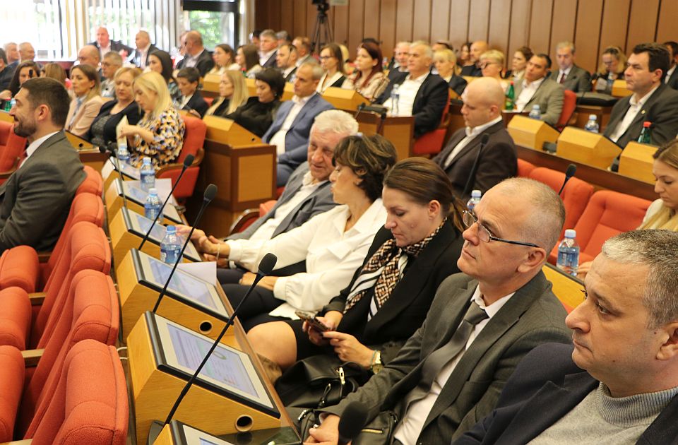 Sednica novosadske skupštine zakazana za 31. jul: Za sada na dnevnom redu 15 tačaka