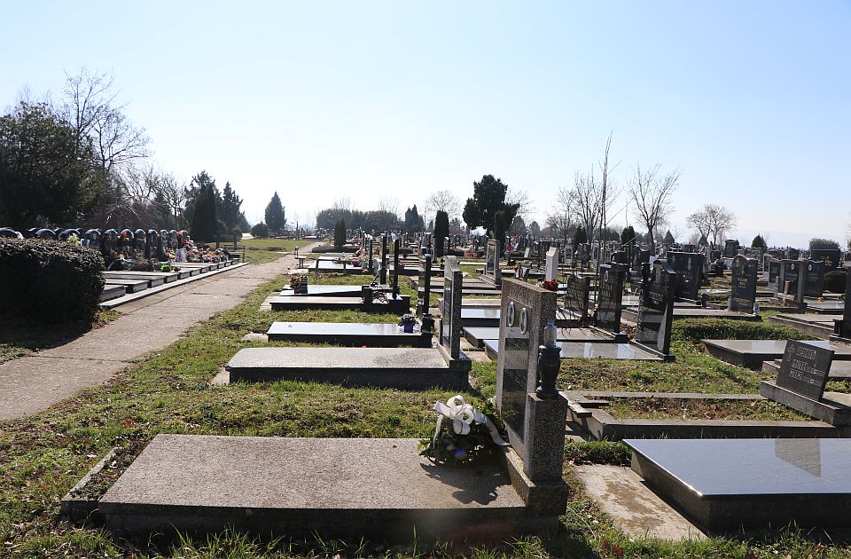 Povećan broj sahrana u Novom Sadu, pogrebi ubuduće i nedeljom
