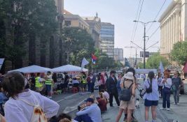 Peti dan protesta univerzitetskih radnika u Beogradu: Blokada dok se zahtevi ne ispune