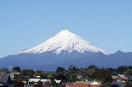 Planinar na Novom Zelandu preživeo pad sa 600 metara visine