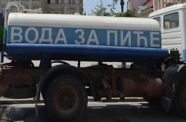 Deo Stepanovićeva bez vode zbog havarije, postavljena cisterna