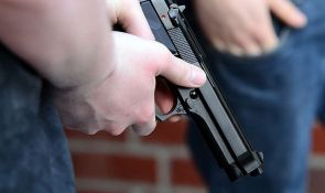 Policajci uz pretnju pištoljima opljačkali poštu u selu kod Jagodine