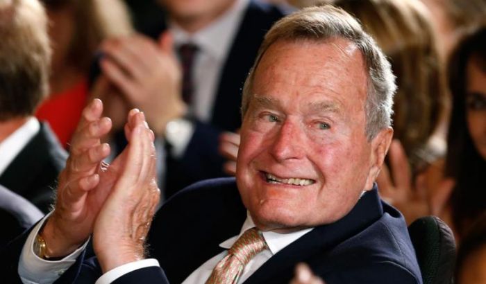 Džordž Buš stariji ponovo u bolnici