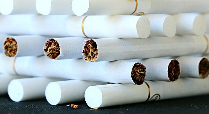 Deca bez prepreka kupuju cigarete, izostaju kazne za prodavce
