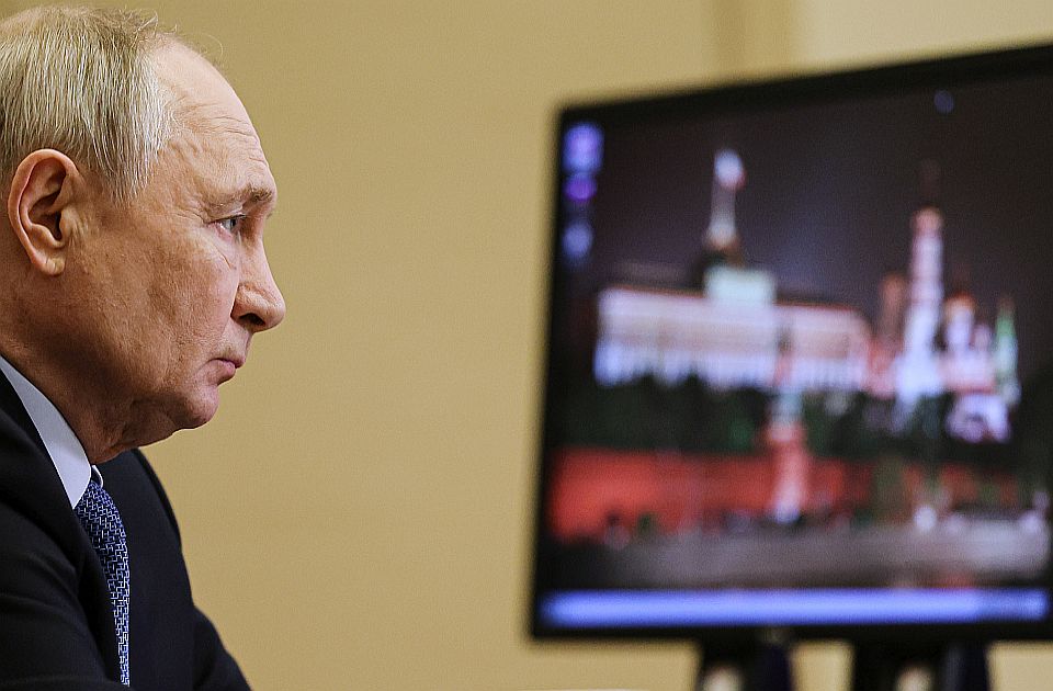 Ruski mediji: Između Vučićeve ostavke i razgovora s Putinom postoji direktna veza 