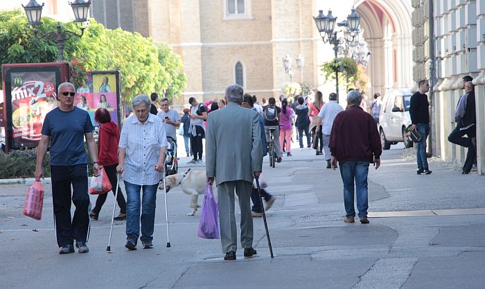 Prvi put u novijoj istoriji Srbija ima manje od sedam miliona stanovnika, svake godine 37.000 ljudi manje