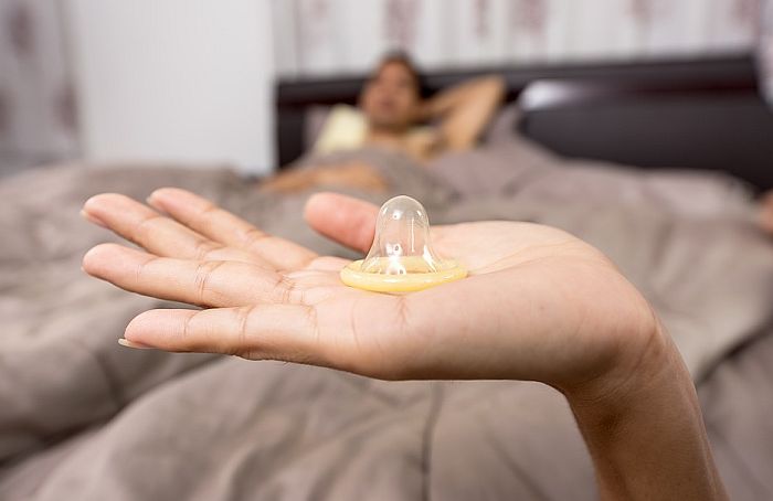 Indija zabranila reklame za kondome tokom dana
