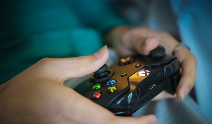 Igranje video-igara postaje profitabilan posao, ali vreba opasnost zavisnosti