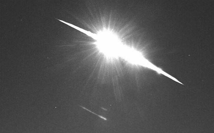 VIDEO: Veliki meteor osvetlio nebo nad Velikom Britanijom