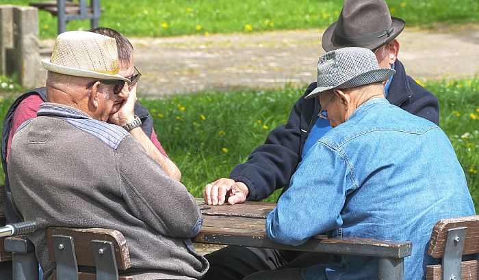 Stanovništvo Srbije ubrzano stari, svake godine za 40.000 stanovnika manje