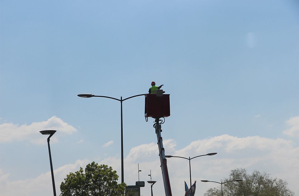 Novi Sad izdvaja skoro 14 miliona dinara za osvetljenje puta do Nemanovaca