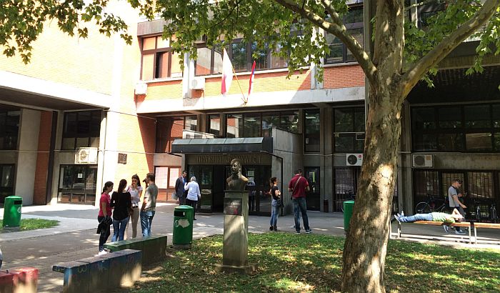 Nema polaganja ispita na mađarskom na Pravnom fakultetu
