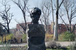 Pokrenuta inicijativa da Mika Antić dobije i spomenik u Novom Sadu