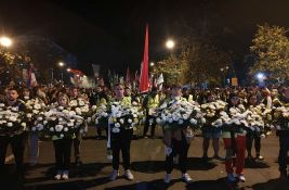 UŽIVO VIDEO: Veliki doček studenata u Novom Sadu, ide se ka Železničkoj stanici UŽIVO VIDEO: Veliki doček studenata u Novom Sadu, ide se ka Železničkoj stanici