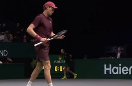 Siner deklasirao Zvereva: Izgubio samo jedan gem Siner deklasirao Zvereva: Izgubio samo jedan gem