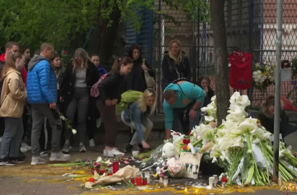 Tri godine od masovnog ubistva u školi "Vladislav Ribnikar": Komemorativni programi u Beogradu