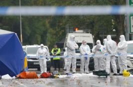 Jednu žrtvu napada ispred sinagoge u Mančesteru izgleda slučajno ubila policija 