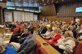 Od mesnih zajednica do doživotnog predsednika: O čemu pričaju novosadski političari