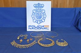 VIDEO: Španija zaplenila drevne zlatne artefakte ukradene u Ukrajini, uhapšeni sveštenici