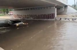 SNS o potopima: Novi Sad je toliko ekonomski snažan da može da se nosi s elementarnim nepogodama