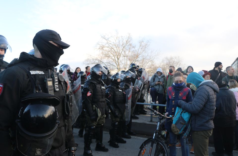 "Sasvim druga priča" podržava protest, ali ne blokadu Mosta slobode