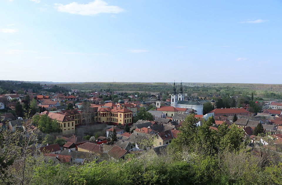 Vanredna situacija u Sremskim Karlovcima, odložen Grožđebal