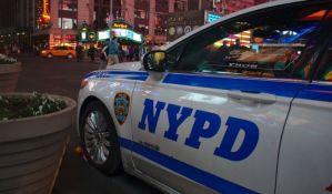Njujorški policajci optuženi da su silovali uhapšenu devojku