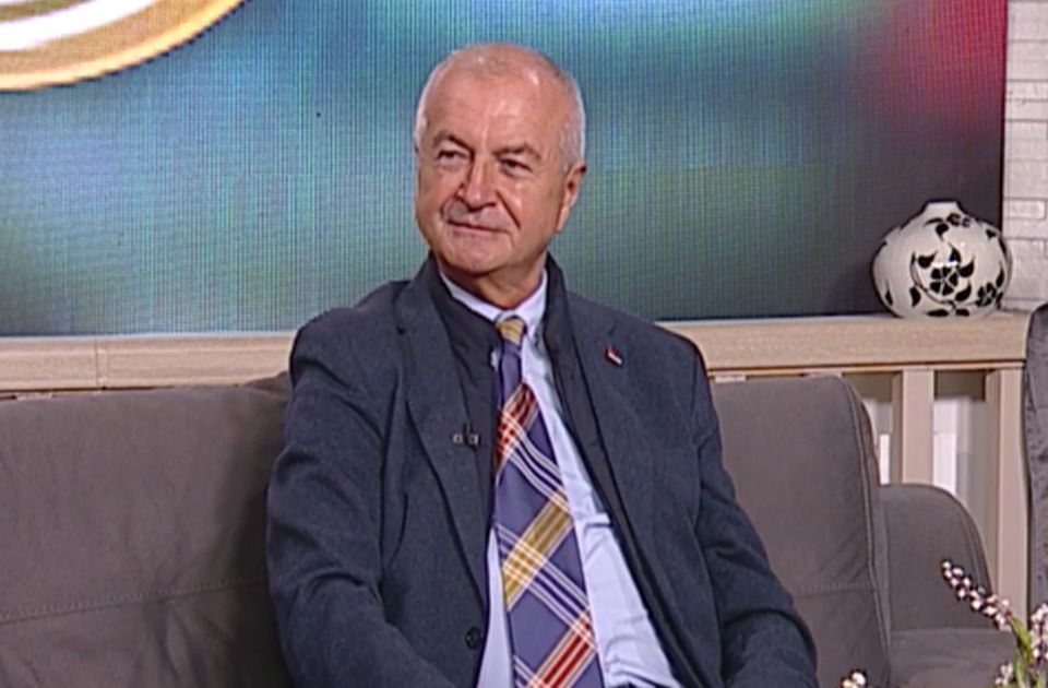 Preminuo Velizar Đerić