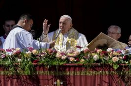 Papa Franja u Uskršnjoj poruci osudio sve svetske nemire: Okončati krvave konflikte