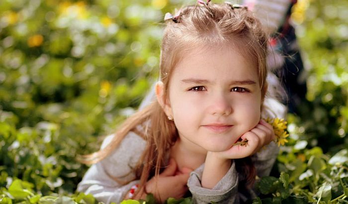 Rani brakovi, nasilje i diskriminacija: Kako su devojčice ugroženije od dečaka širom sveta, pa i u Srbiji