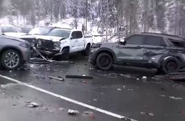 VIDEO: Lančani sudar 75 vozila u Koloradu, povređeno 19 osoba