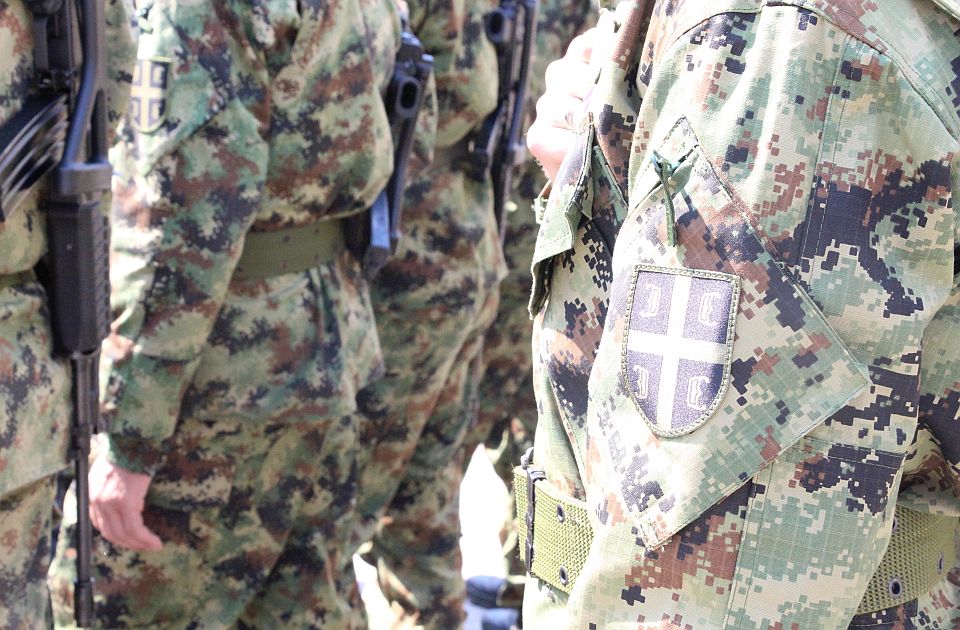 Predsednik: Predložio sam izradu strategije robotizacije Vojske Srbije