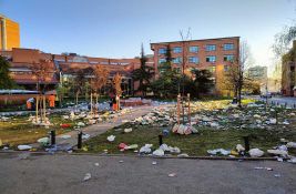 FOTO: Ponovo smeće posle proslave novosadskih studenata