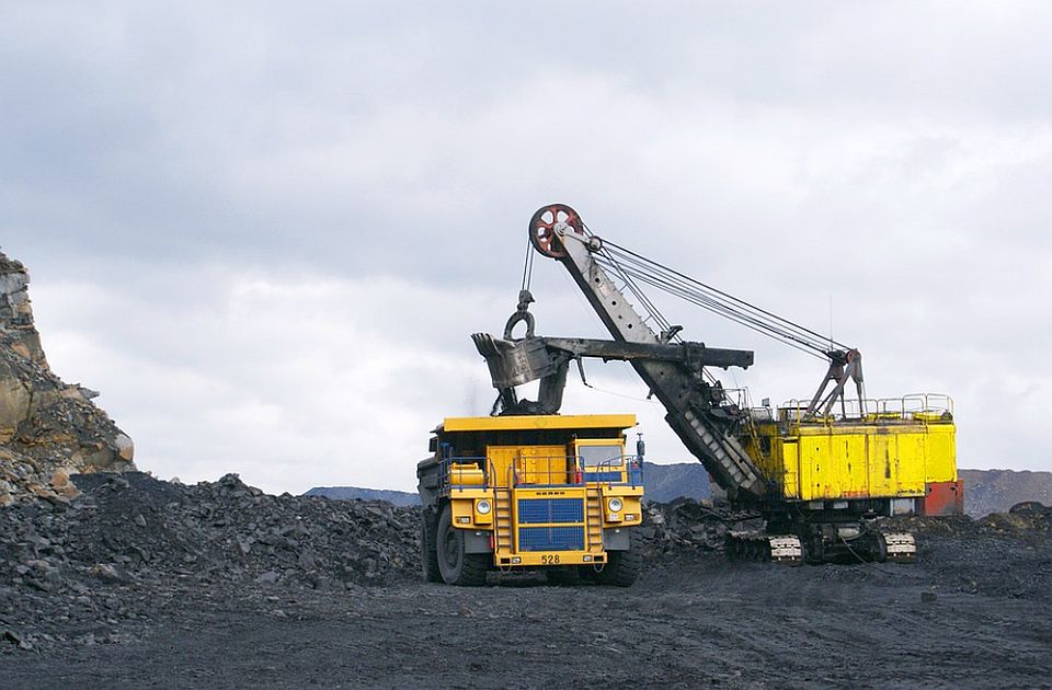 Evropska komisija predložila zabranu uvoza uglja iz Rusije 
