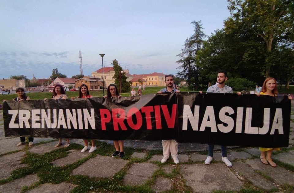 Četrnaesti protest u Zrenjaninu: Društvo nam je pretvoreno u rijaliti