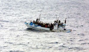 Više od 1.600 migranata iz Afrike za vikend stiglo na Kanarska ostrva