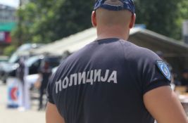 Policija protekle noći legitimisala 263 osoba, a privela četvoro