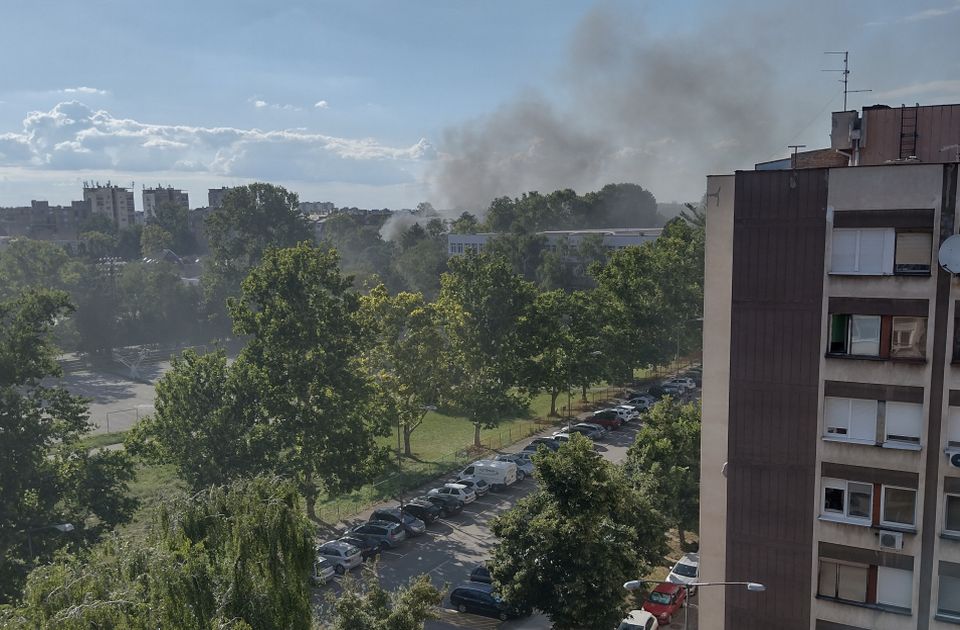 Požar u Omladinskog pokreta, gorele garaže