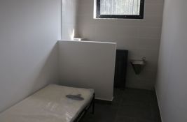 Mesec dana pritvora ocu i sinu za ubistvo muškarca čije su telo bacili u Tisu