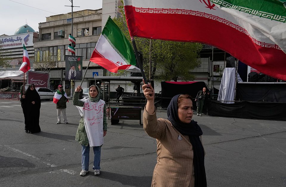 Iran: Nije bilo nikakvih "produktivnih razgovora" sa Trampom, sam je odustao od napada