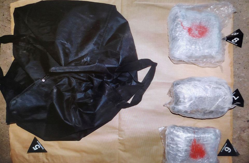 Mladić iz Šida uhapšen zbog 4,5 kg marihuane i malo kokaina