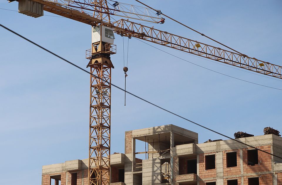 Skupština usvojila zakon o stambenim kreditima za mlade: Period otplate do 40 godina