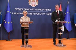 Berlinski dnevnik: Kritika Fon der Lajen - promena kursa EU prema Srbiji?